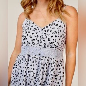 WHITE BIRCH SPAGHETTI STRAP BABYDOLL ANIMAL PRINT Cami SIZE SMALL